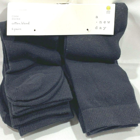 A New Day Women's 6pk Crew Socks Black - Size 4-10